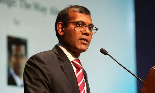 210506194511-02-maldives-former-president-nasheed-blast-intl-hnk (1)